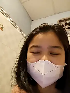 Snapshot of Daisy-lusia96 chatting on 12/01/25, 10:21 Daisy-lusia96 online show from 12/01/25, 10:21