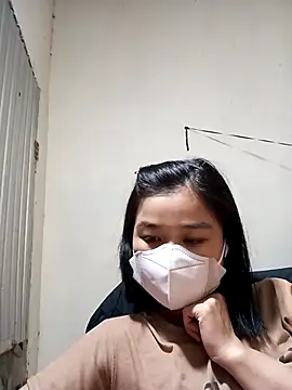 Snapshot of Daisy-lusia96 chatting on 10/23/25, 12:48 Daisy-lusia96 online show from 10/23/25, 12:48