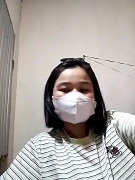 Snapshot of Daisy-lusia96 chatting on 10/24/25, 12:15 Daisy-lusia96 online show from 10/24/25, 12:15