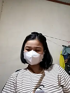 Snapshot of Daisy-lusia96 chatting on 10/12/25, 01:29 Daisy-lusia96 online show from 10/12/25, 01:29