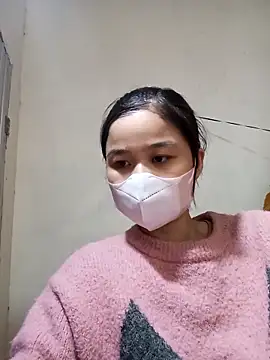 Snapshot of Daisy-lusia96 chatting on 11/24/25, 01:00 Daisy-lusia96 online show from 11/24/25, 01:00