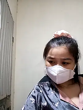 Snapshot of Daisy-lusia96 chatting on 10/19/25, 02:09 Daisy-lusia96 online show from 10/19/25, 02:09