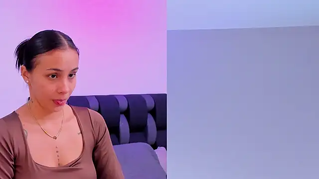 maily zanss online show from 04/14/26, 07:52