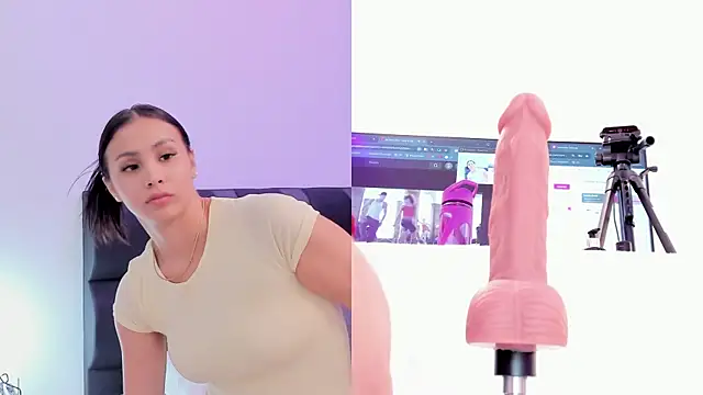 maily zanss online show from 04/15/26, 07:40