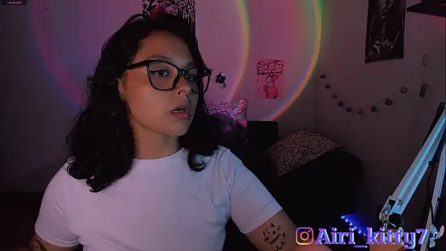 lila kitty81 online show from 02/04/26, 10:05