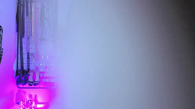 Eliz bdsm online show from 05/09/26, 07:50