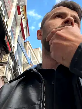 S-kt-et online show from 10/16/25, 02:14