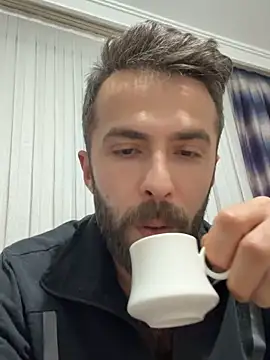 S-kt-et online show from 11/13/25, 07:51