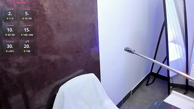 pocahontas lantina online show from 11/30/25, 08:09