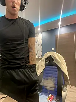 Sexaddict05 online show from 09/26/25, 11:44