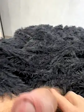 Apolobi online show from 10/19/25, 05:32