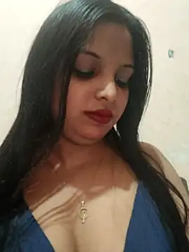 Maahhii 2 online show from 12/15/25, 07:20