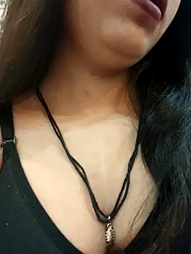 Maahhii 2 online show from 10/22/25, 05:34