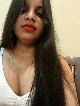 Maahhii 2 online show from 11/23/25, 08:24