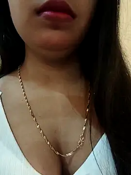 Maahhii 2 online show from 11/15/25, 06:56