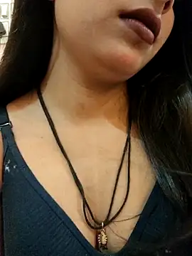 Maahhii 2 online show from 10/24/25, 06:29