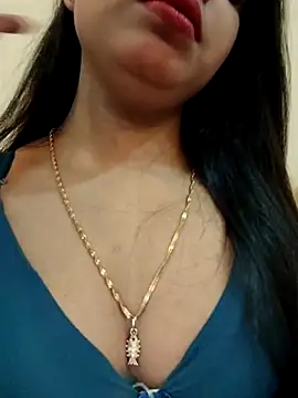 Maahhii 2 online show from 10/17/25, 07:04