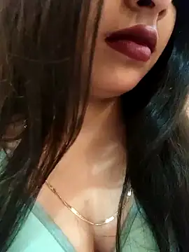 Maahhii 2 online show from 10/28/25, 06:29