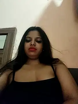 Maahhii 2 online show from 03/29/26, 12:01