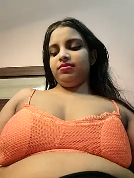 Maahhii 2 online show from 05/05/26, 08:34
