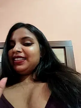 Maahhii 2 online show from 05/18/26, 04:07