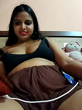 Maahhii 2 online show from 04/17/26, 09:50