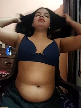 Maahhii 2 online show from 03/19/26, 11:05