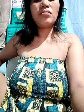 Snapshot of boobies_247 chatting on 11/10/25, 08:36 boobies 247 online show from 11/10/25, 08:36