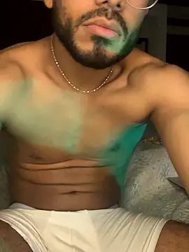 TU-MORENOO online show from 01/15/26, 07:23