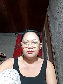 Everleigh mom online show from 11/29/25, 07:58