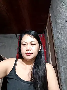 Everleigh mom online show from 12/04/25, 08:08