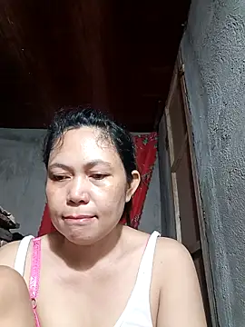 Everleigh mom online show from 11/27/25, 10:54