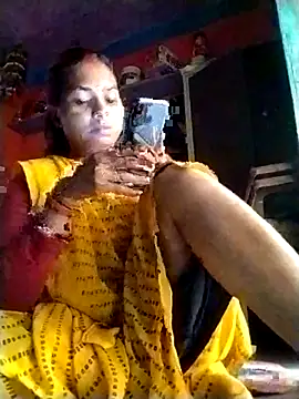 Snapshot of Hot_yasha chatting on 09/19/25, 10:19 Hot yasha online show from 09/19/25, 10:19