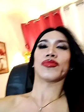 Snapshot of JemSEXtutor chatting on 10/31/25, 12:02 JemSEXtutor online show from 10/31/25, 12:02