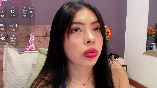 KateWelsin online show from 12/17/25, 08:25