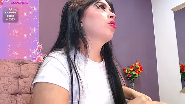 KateWelsin online show from 11/15/25, 07:07