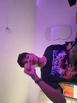 alandelrey57 online show from 12/21/25, 10:32