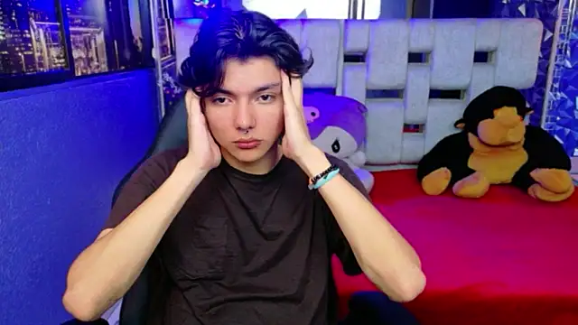 alandelrey57 online show from 03/26/26, 02:15