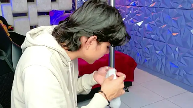 alandelrey57 online show from 03/04/26, 01:30