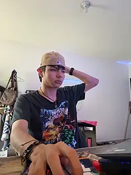 alandelrey57 online show from 12/22/25, 09:04