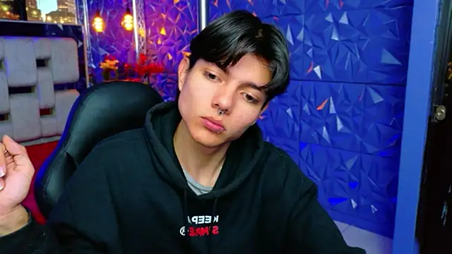 alandelrey57 online show from 02/25/26, 04:40