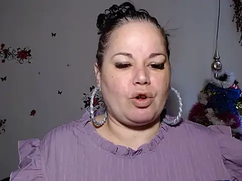 Snapshot of andreea2011 chatting on 09/26/25, 06:31 andreea2011 online show from 09/26/25, 06:31