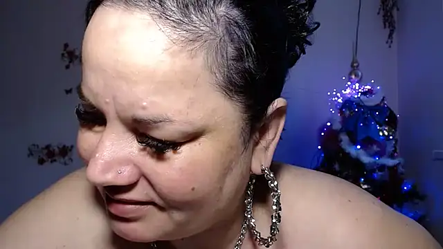 andreea2011 online show from 10/29/25, 06:12