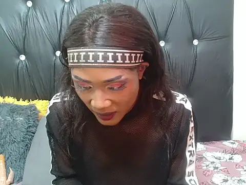 Lsnickykhanyile online show from 11/12/25, 05:28