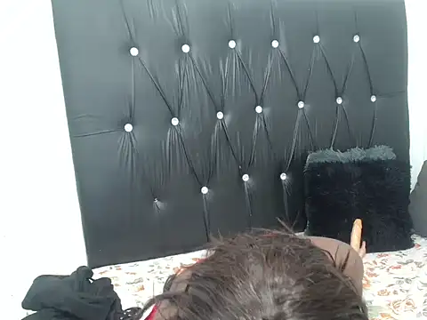 Lsnickykhanyile online show from 10/02/25, 06:55