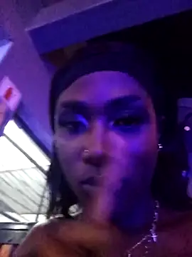 Lsnickykhanyile online show from 12/05/25, 01:05