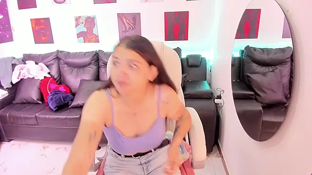 Snapshot of iam_sammy_01 chatting on 09/10/25, 11:53 iam sammy 01 online show from 09/10/25, 11:53