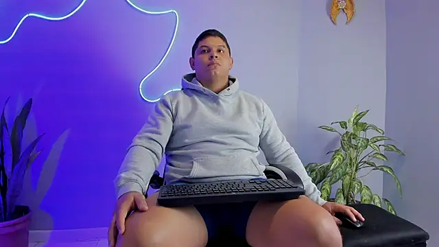 Maximus Steel online show from 10/02/25, 11:02