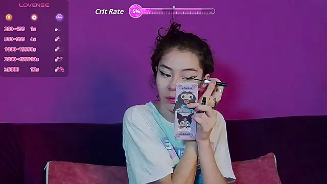 Snapshot of RavennMoonn chatting on 09/17/25, 08:00 RavennMoonn online show from 09/17/25, 08:00