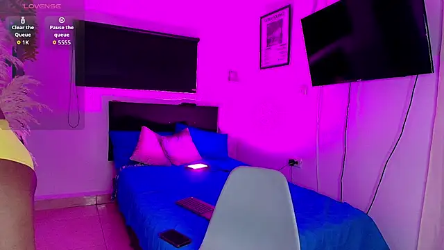 imgerver online show from 02/16/26, 01:32